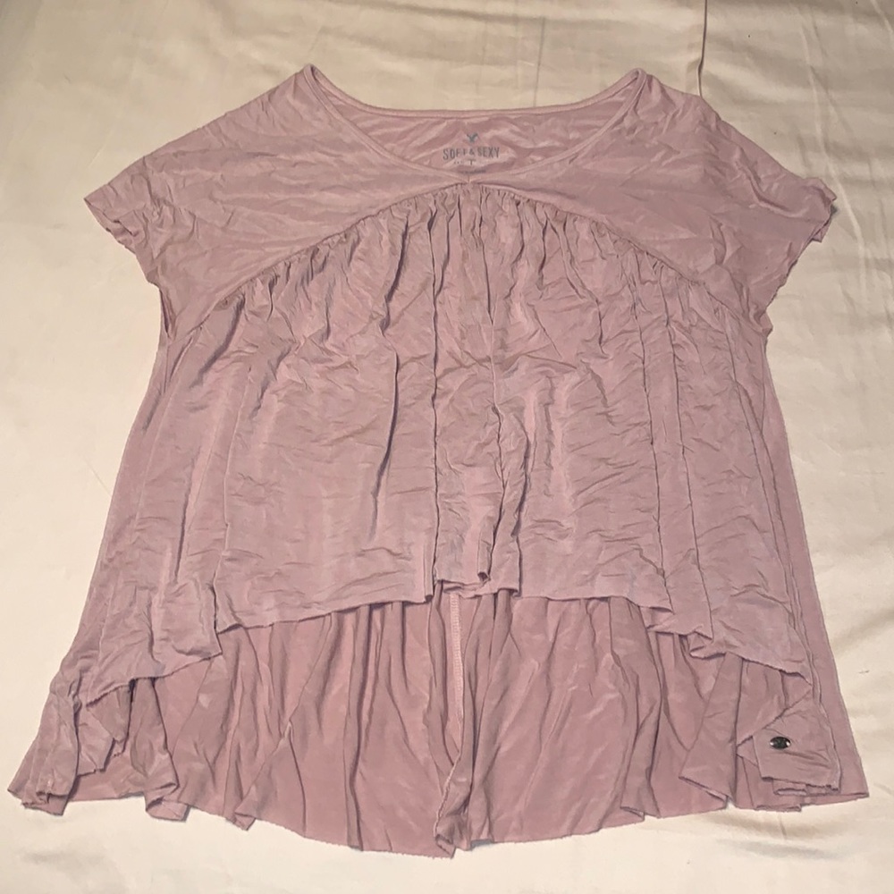 Soft and Sexy Woman American Eagle Top